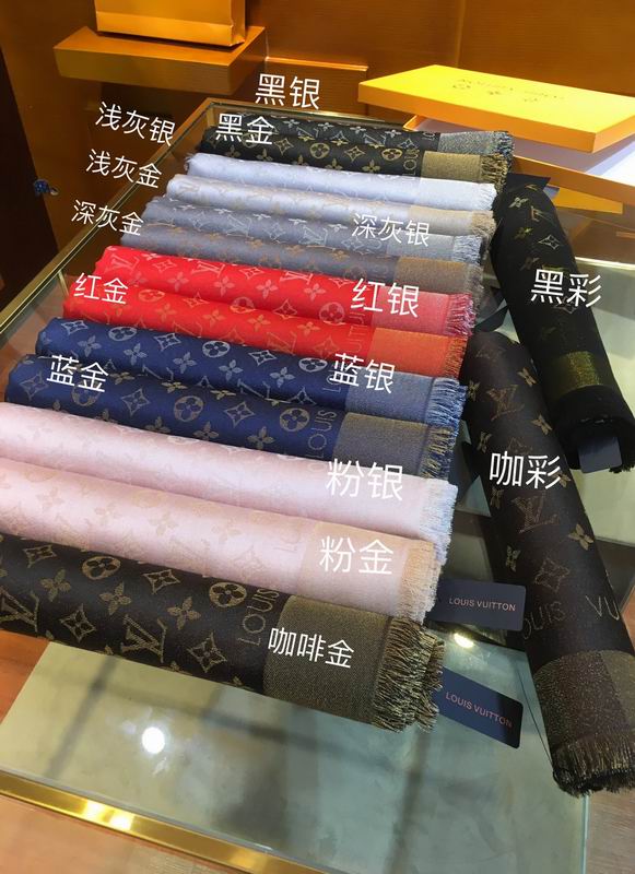 LV scarf 140X140cm 60%真丝40%羊毛 E24